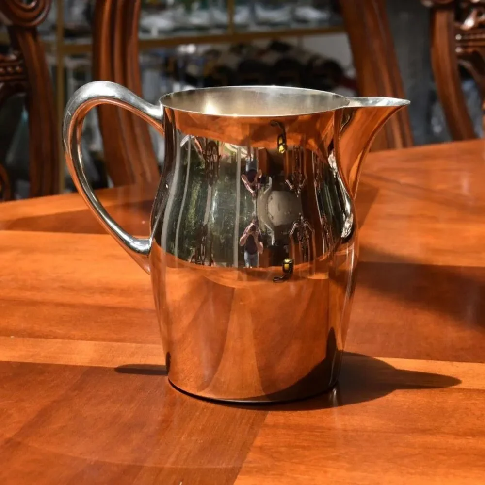 Sheridan Silverplate Water Pitcher Ice Guard Spout Footed Vintage MCM Barware
